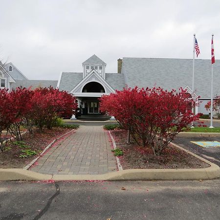 Riverside Resort And Conference Centre French Village Esterno foto
