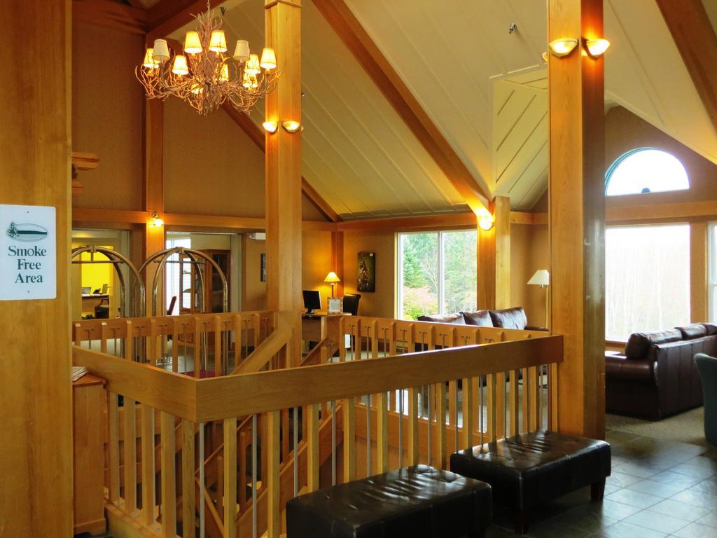 Riverside Resort And Conference Centre French Village Esterno foto